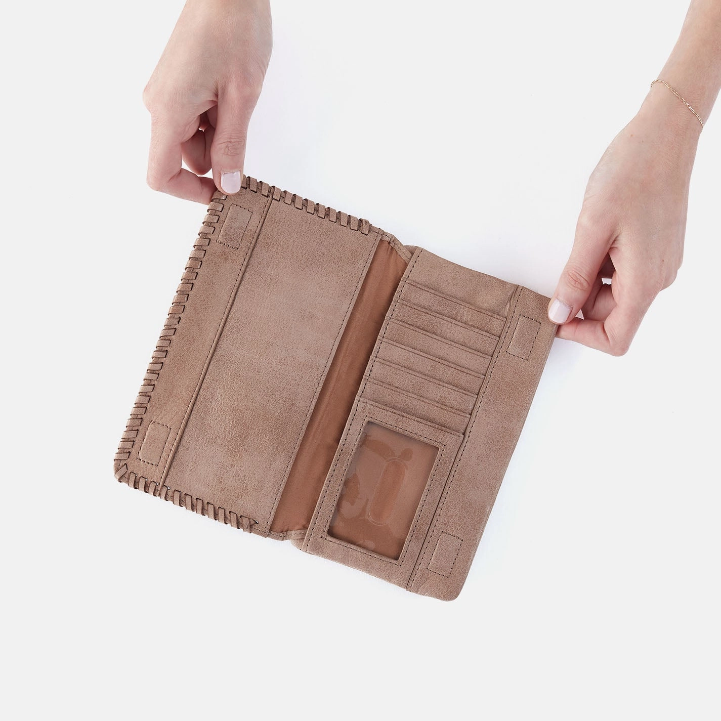 Foray Large Wallet In Buffed Leather - Hazel