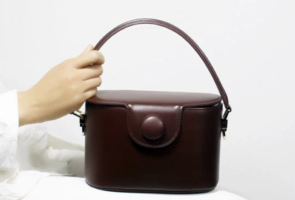 Genuine Leather Doctor Bag Bucket Bag Handbag Shoulder Bag for Women Leather Crossbody Bag