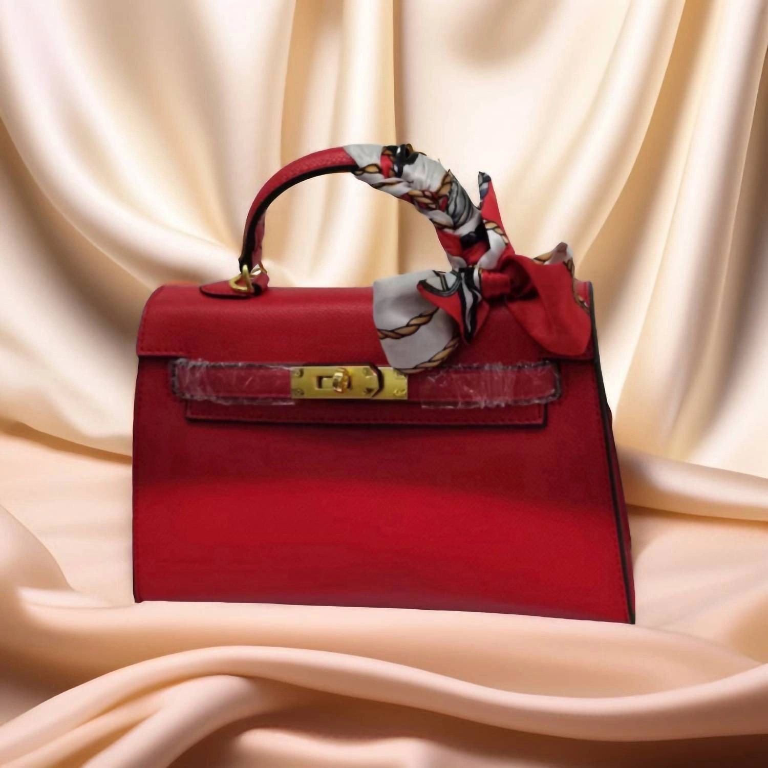 Glam Signature Mini Purse In Red