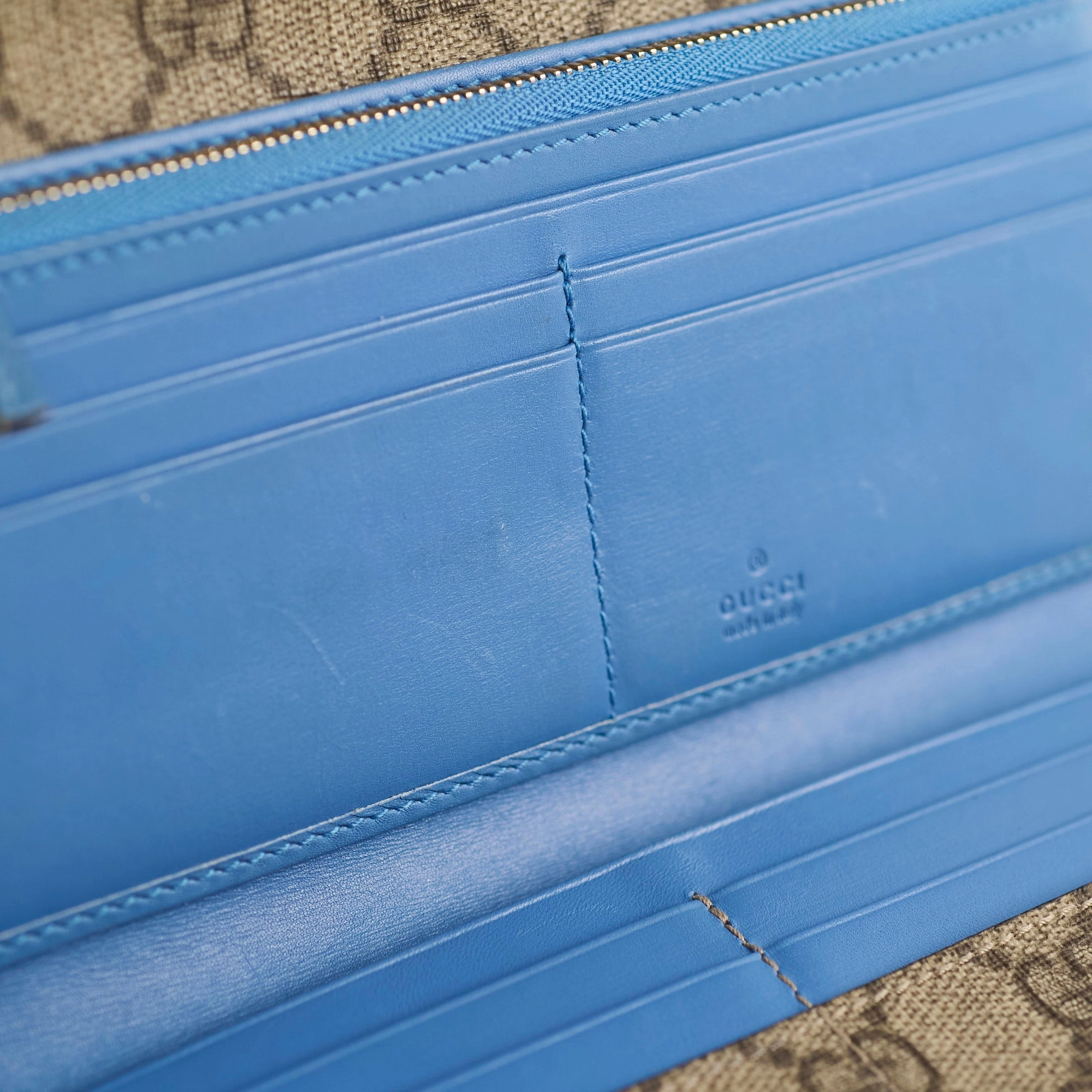 Gucci Long Wallet GG Supreme
