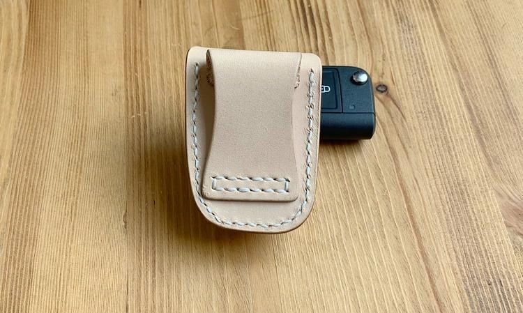 Handmade Beige Leather Mens Volkswagen Golf Car Key Case Car Key Holder with Belt Loop/Belt Clip