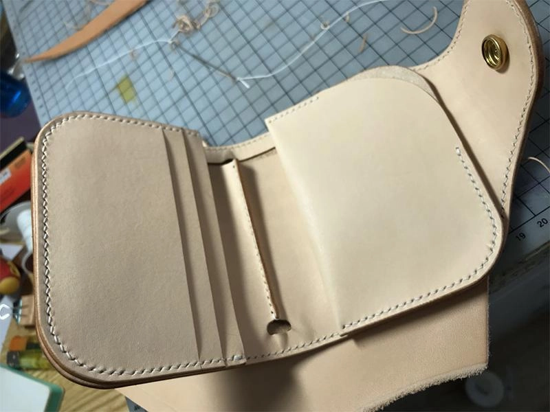 Handmade Leather billfold Tooled Skull Biker Wallet Mens Wallet With Chain Wallet Biker Wallet for Men