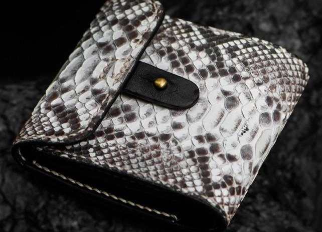 Handmade Leather Boa Skin Tooled Mens billfold Wallet Cool Small Wallet for Men