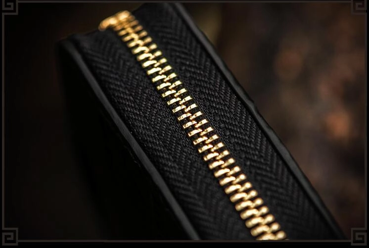 Handmade Leather Chinese Dragon Tooled Mens billfold Wallet Cool Chain Wallets Biker Wallet for Men