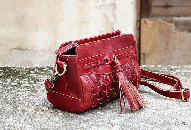 Handmade vintage rustic leather tassels crossbody Shoulder Bag for girl women lady