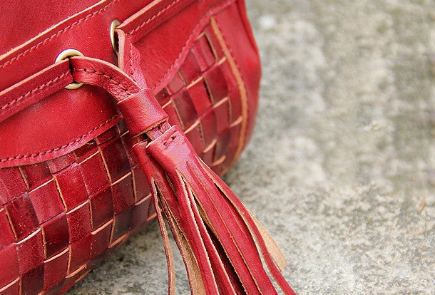 Handmade vintage rustic leather tassels crossbody Shoulder Bag for girl women lady