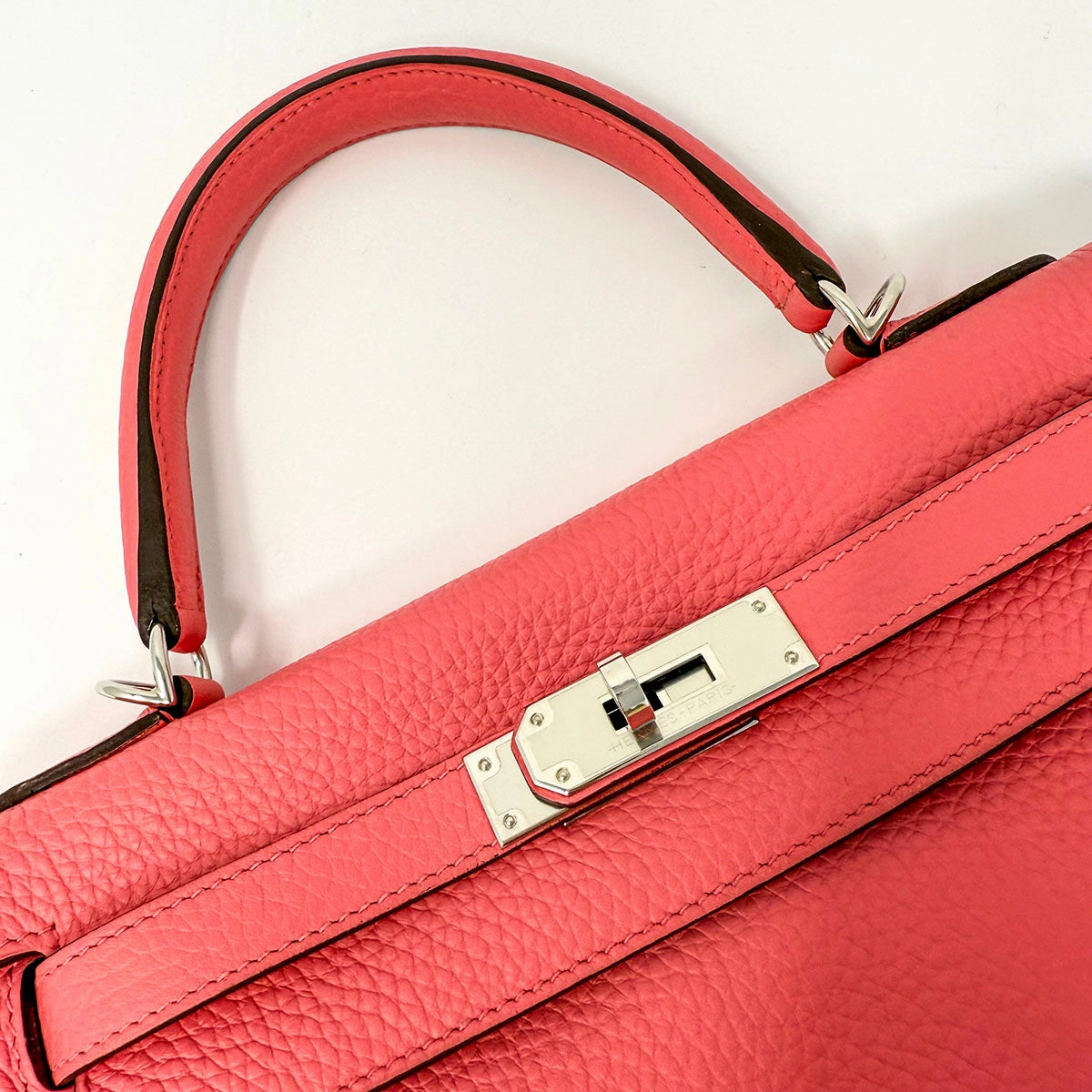 Hermes Clemence Kelly Retourne 28 Handle Bag