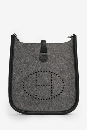 Herms 2019 Grey Felt Black Leather Trimmed Evelyne TPM