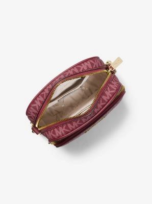 Jet Set Travel Medium Logo Crossbody Bag