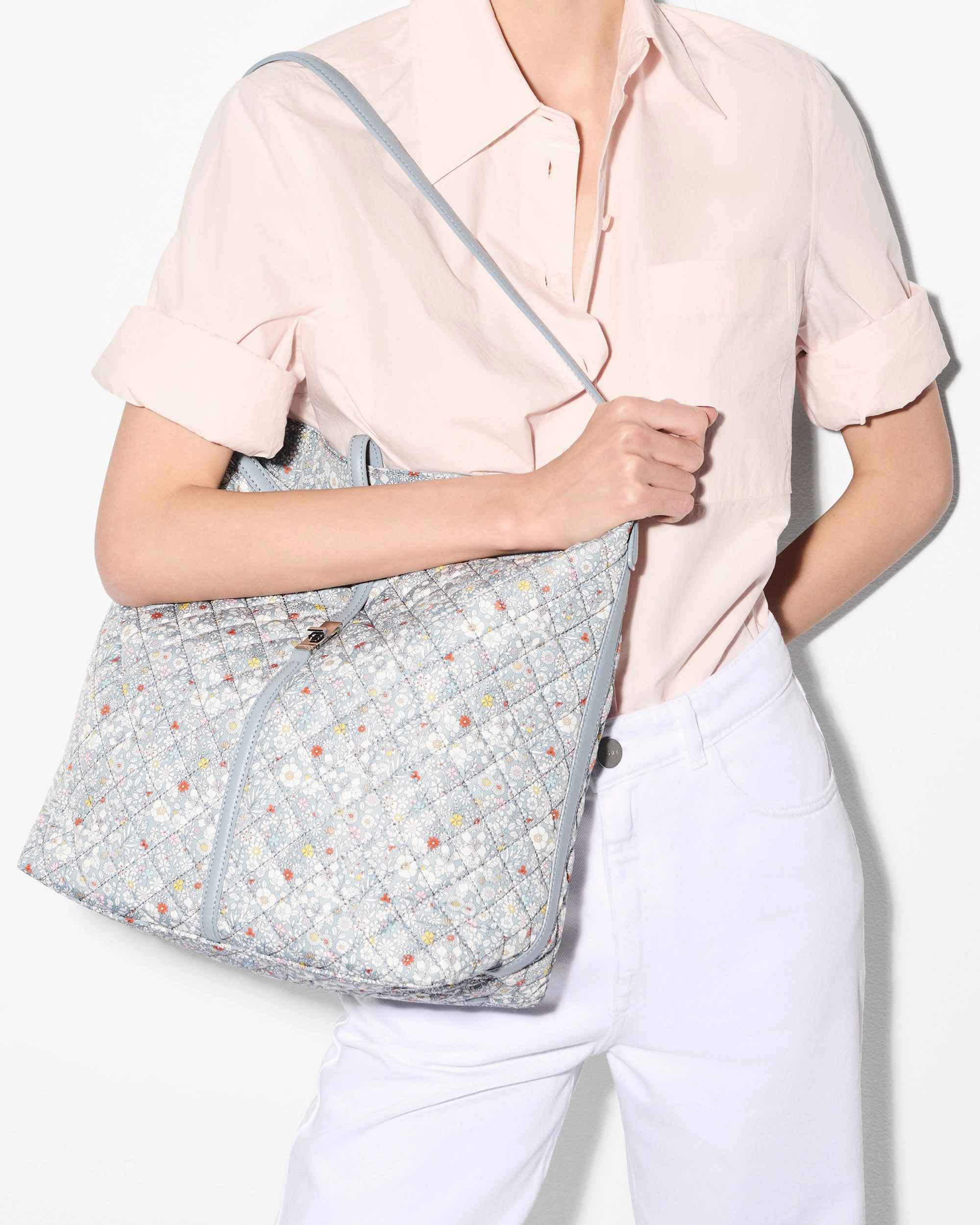 June`s Meadow Large Astor Hobo