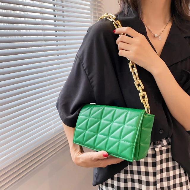 Kamel Women's  Handbag Chunky Chain Quilted Leather