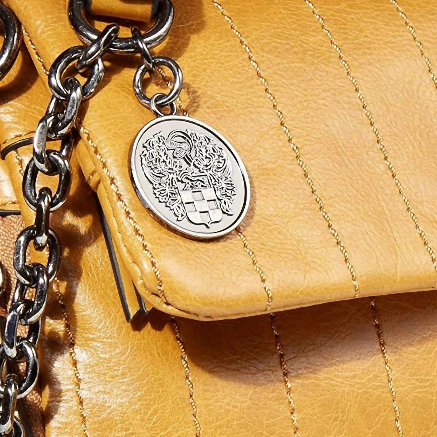 Keely Large Crossbody Bag In Creamy Caramel