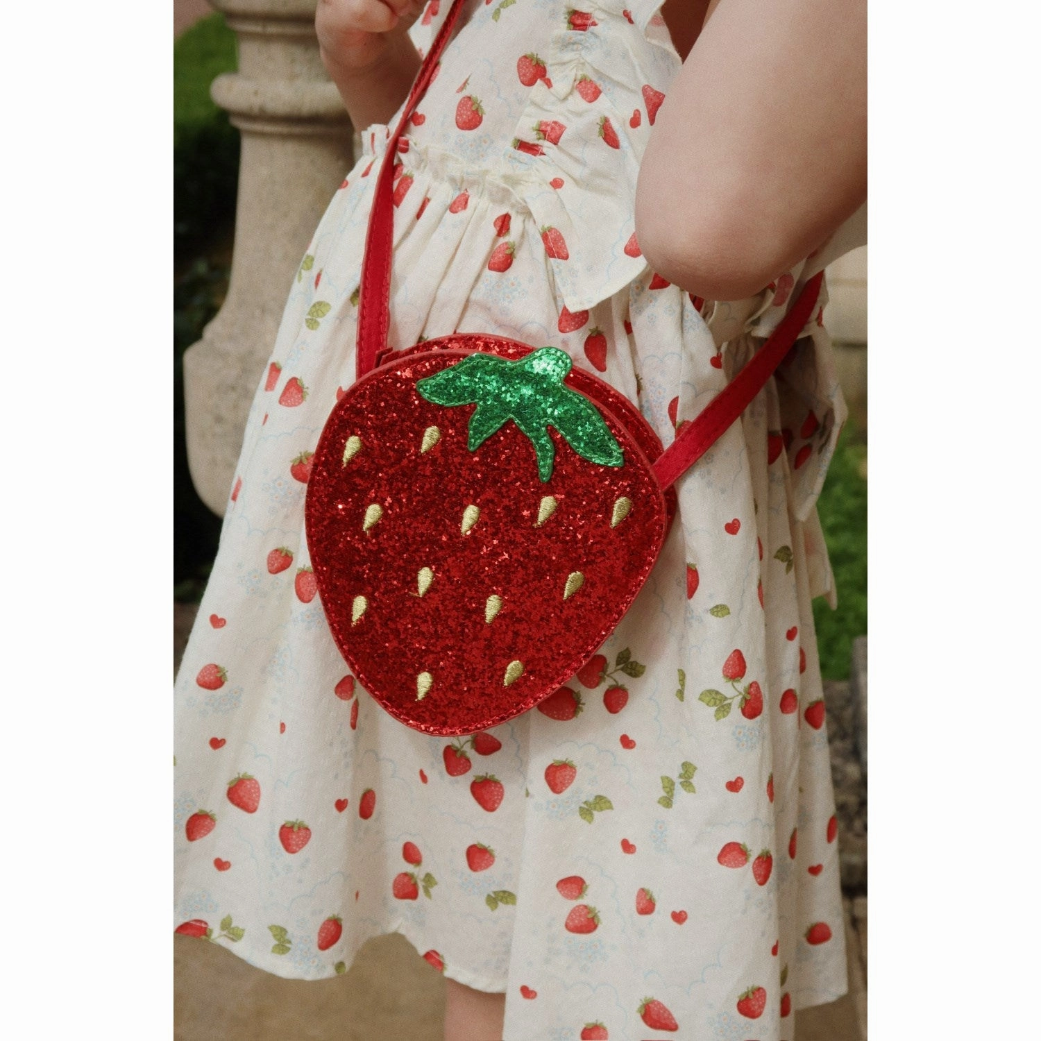 Konges Sljd Barbados Cherry Tut Strawberry Shoulder Bag