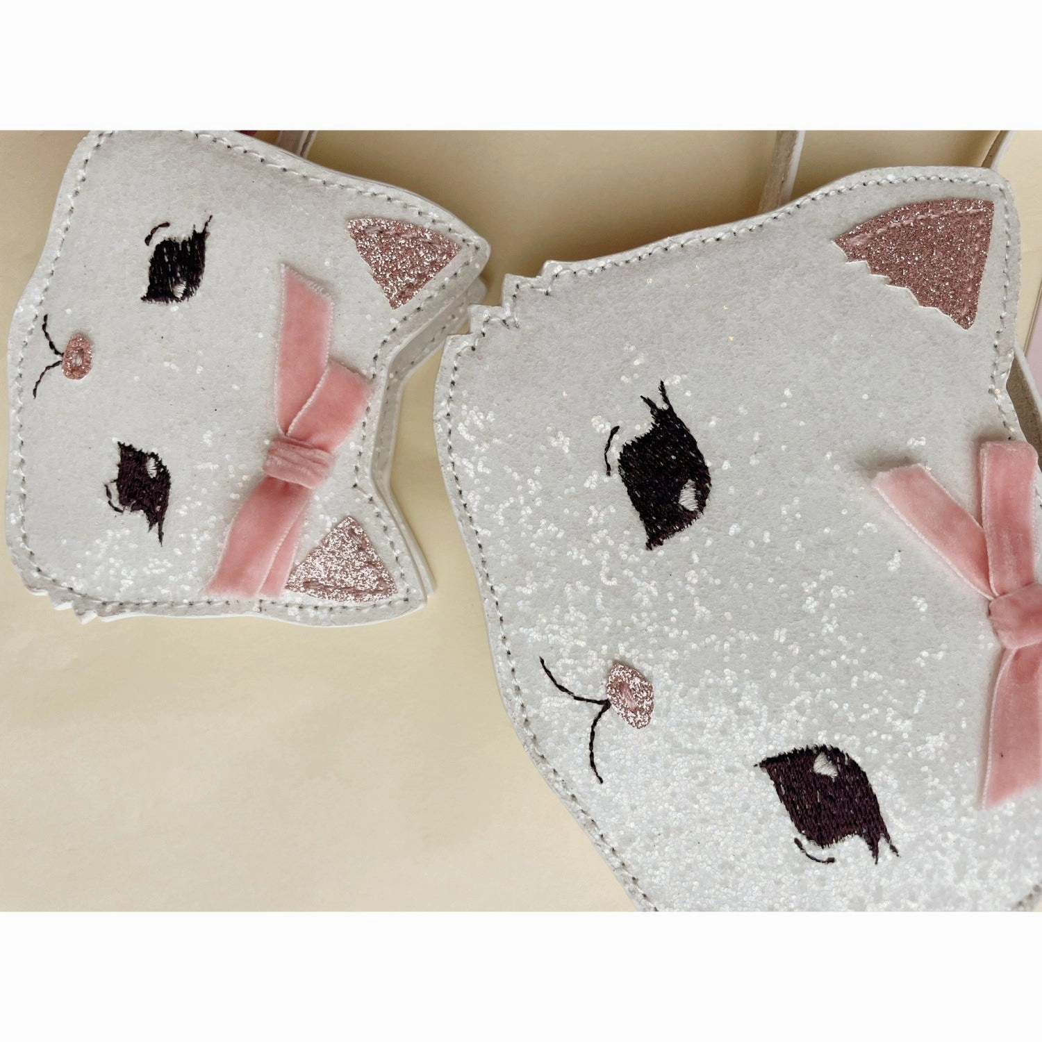 Konges Sljd Buttercream Tut Kitty Shoulder Bag