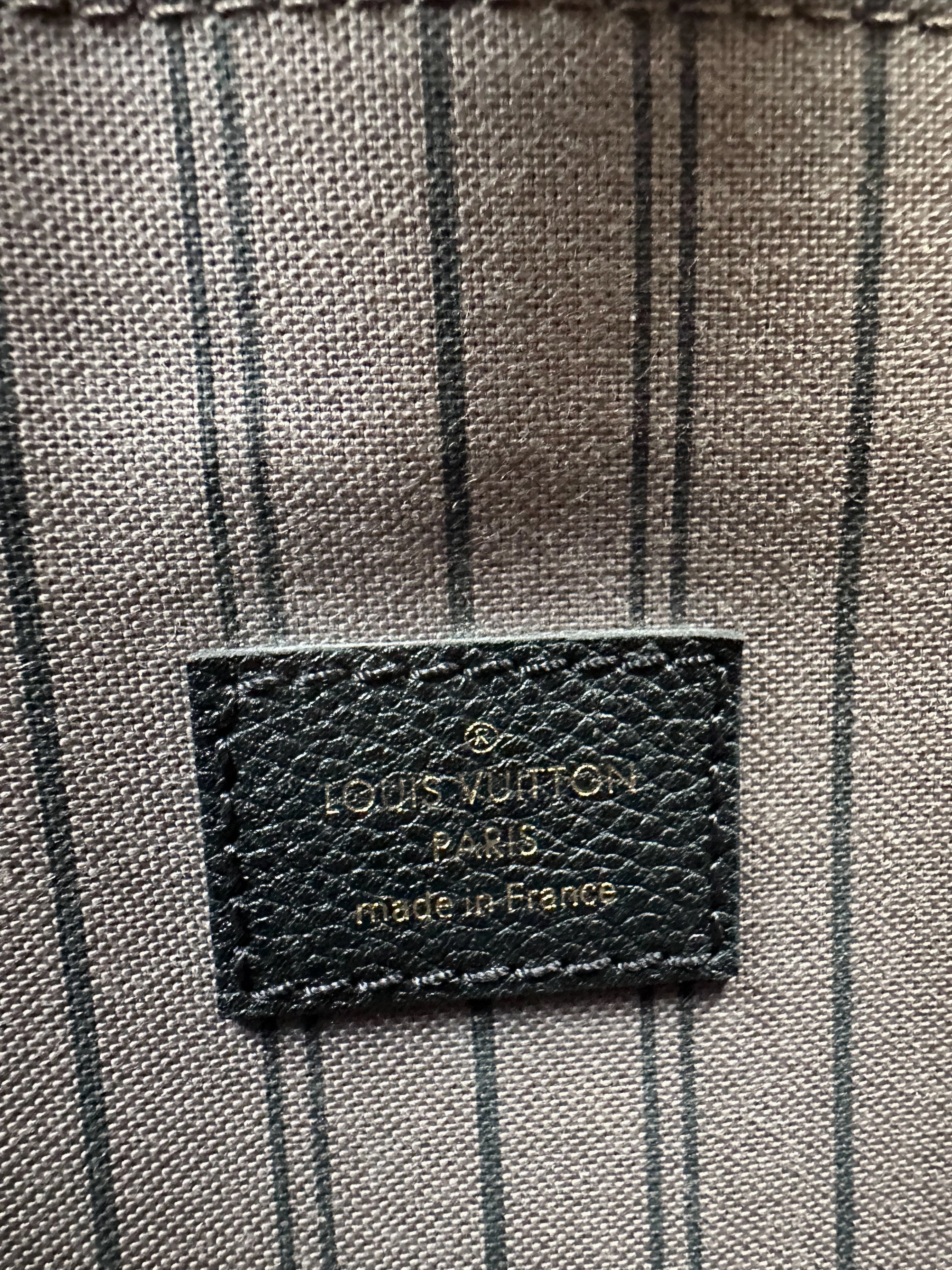 Louis Vuitton Black Monogram Empreinte Pochette Metis