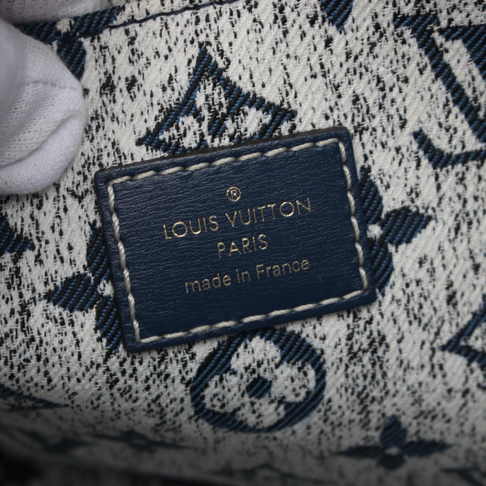 Louis Vuitton blue Navy blue Leather Tote Bag (Pre-Owned)
