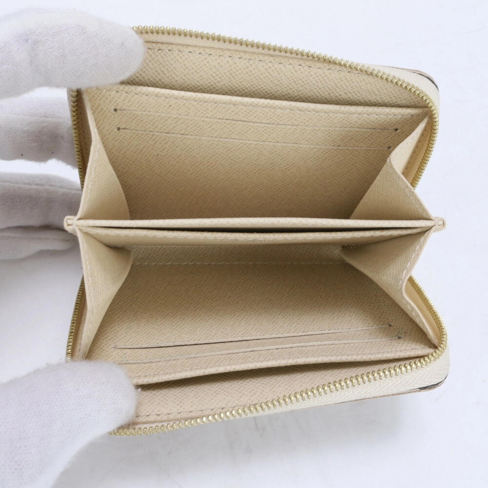 Louis Vuitton  Coated Canvas Leather Wallet (Bi-Fold) (Pre-Owned)