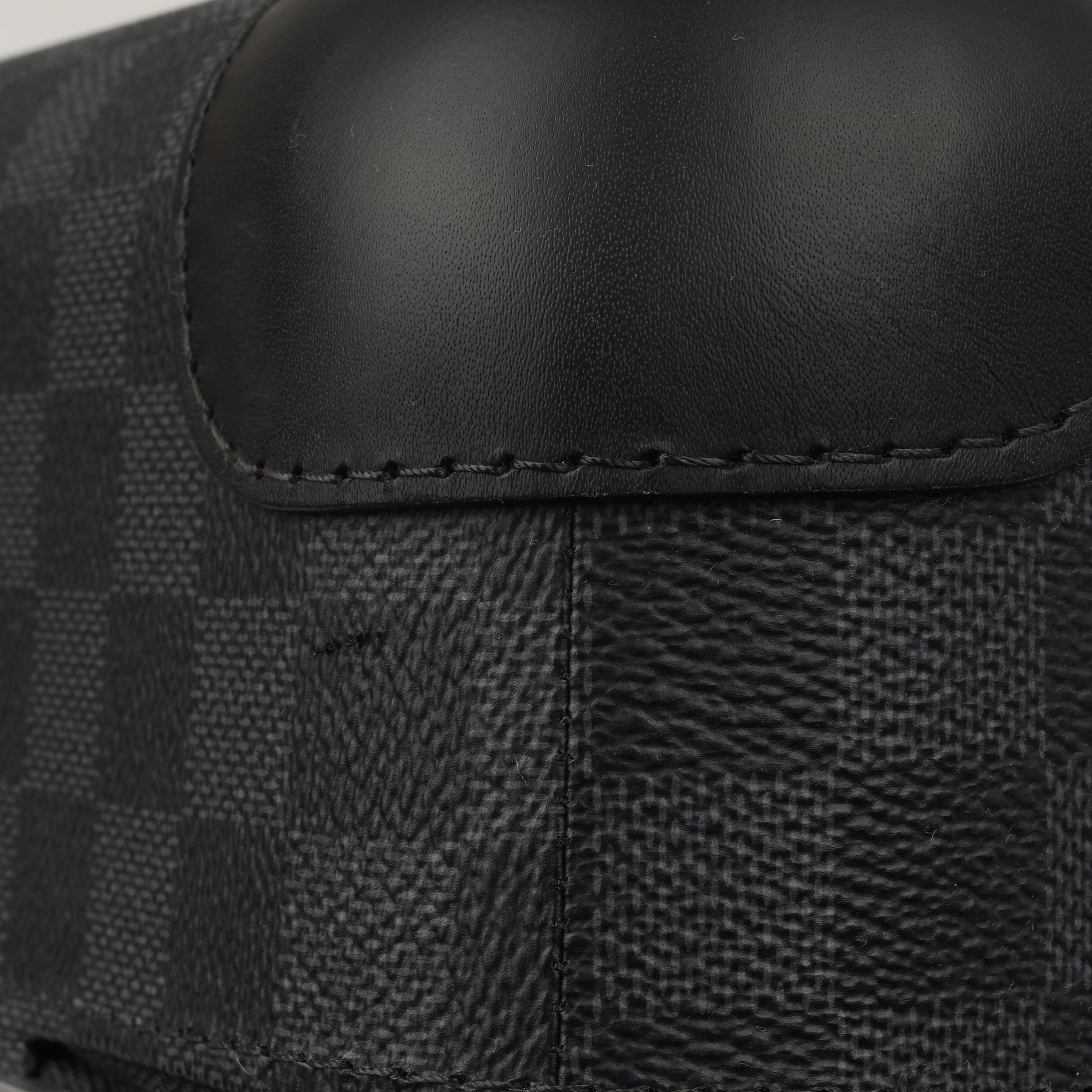 Louis Vuitton Horizon 55