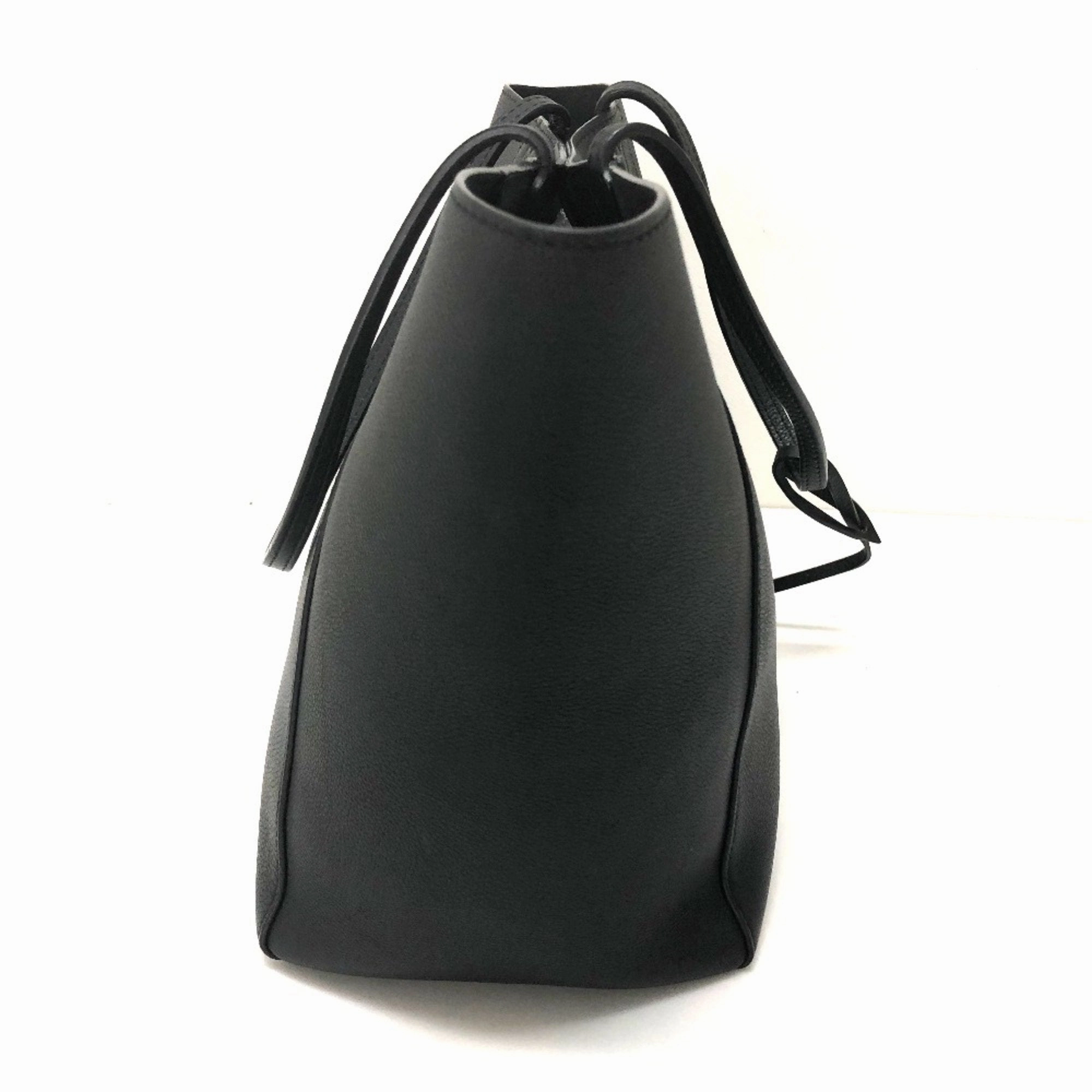 Louis Vuitton Lockme Leather Tote Bag (Pre-Owned)