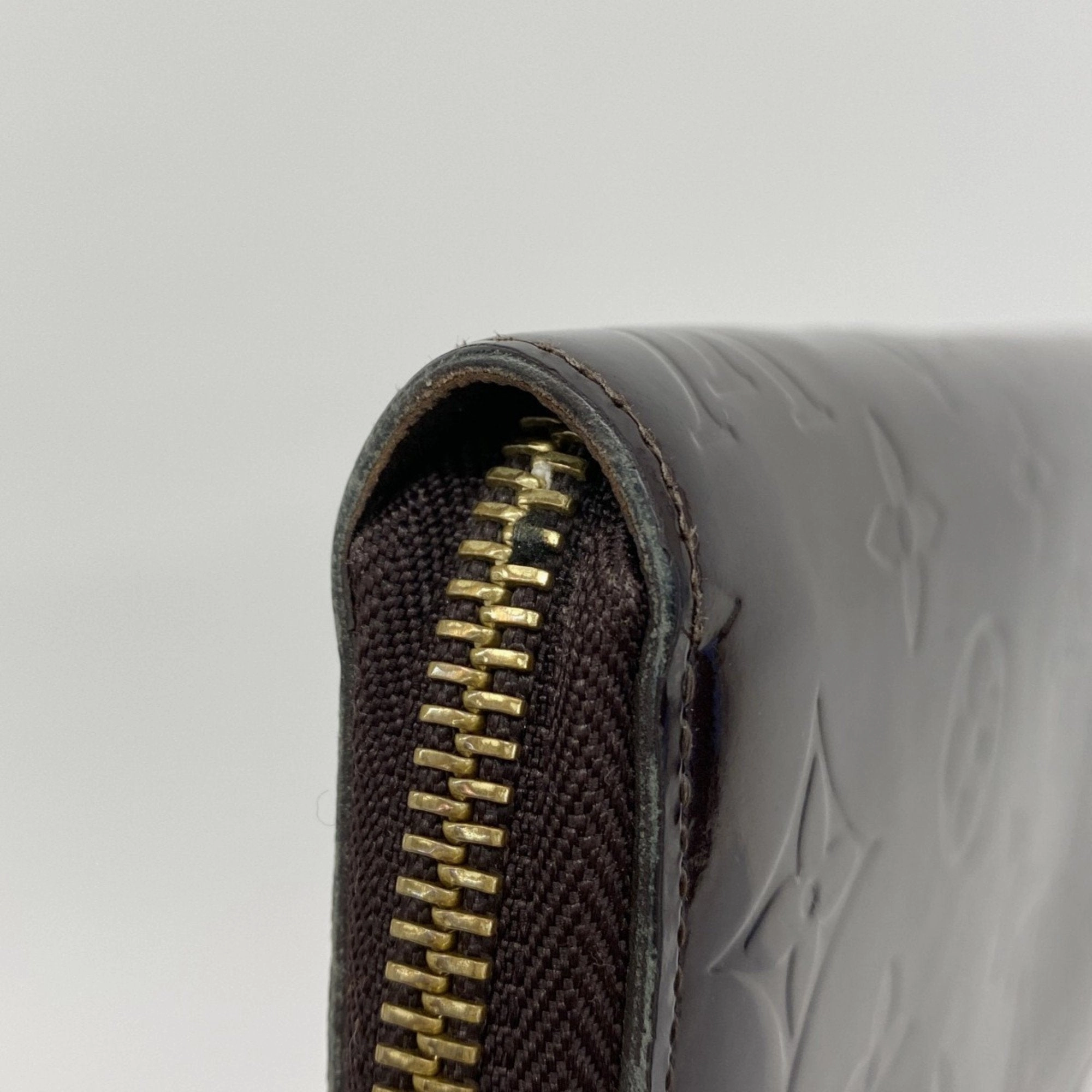 Louis Vuitton Long Wallet (Bi-Fold) (Pre-Owned)