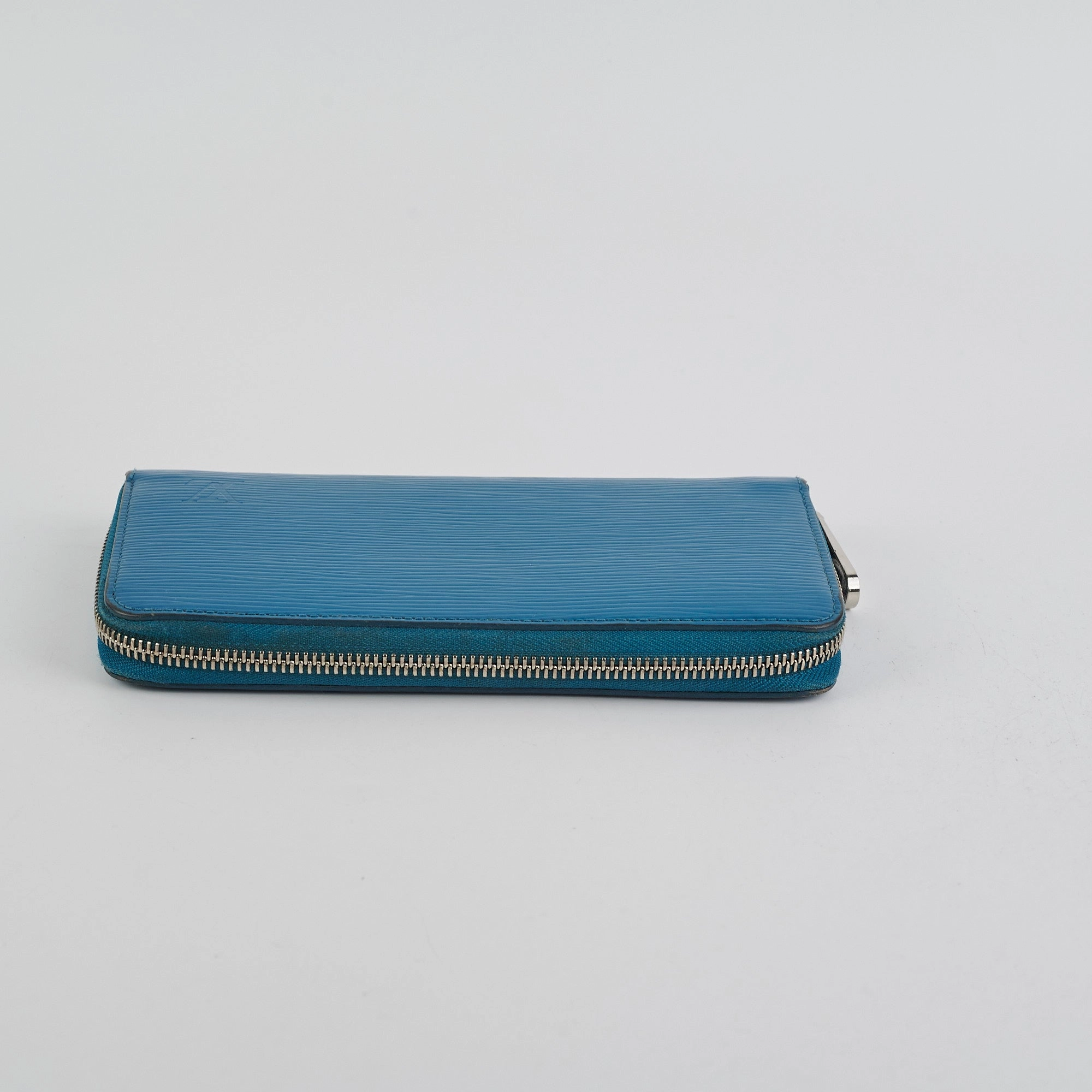 Louis Vuitton Long Zippy Epi Blue Wallet