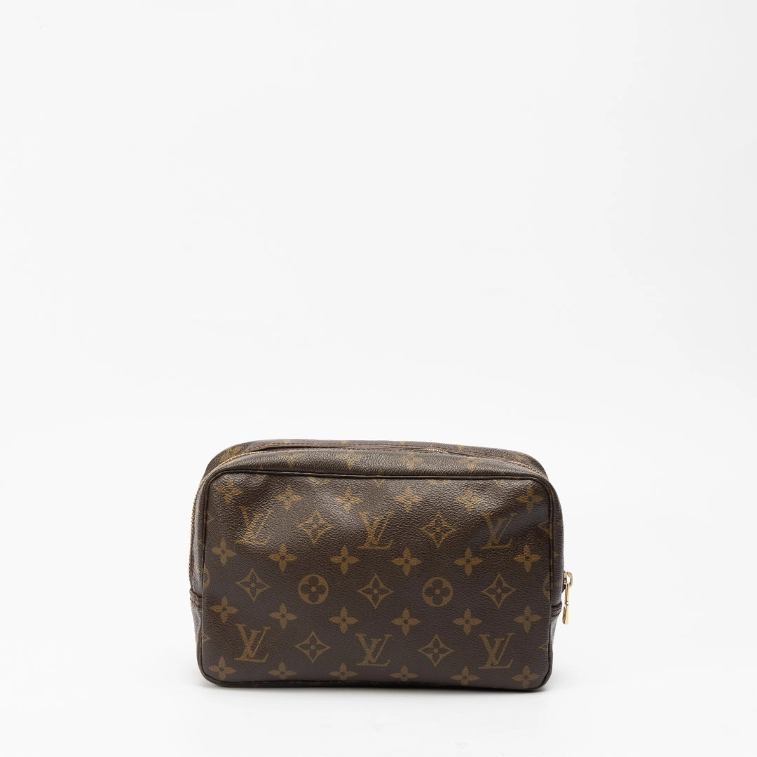 Louis Vuitton Monogram Canvas Trousse Toilette 28 Cosmetic Case