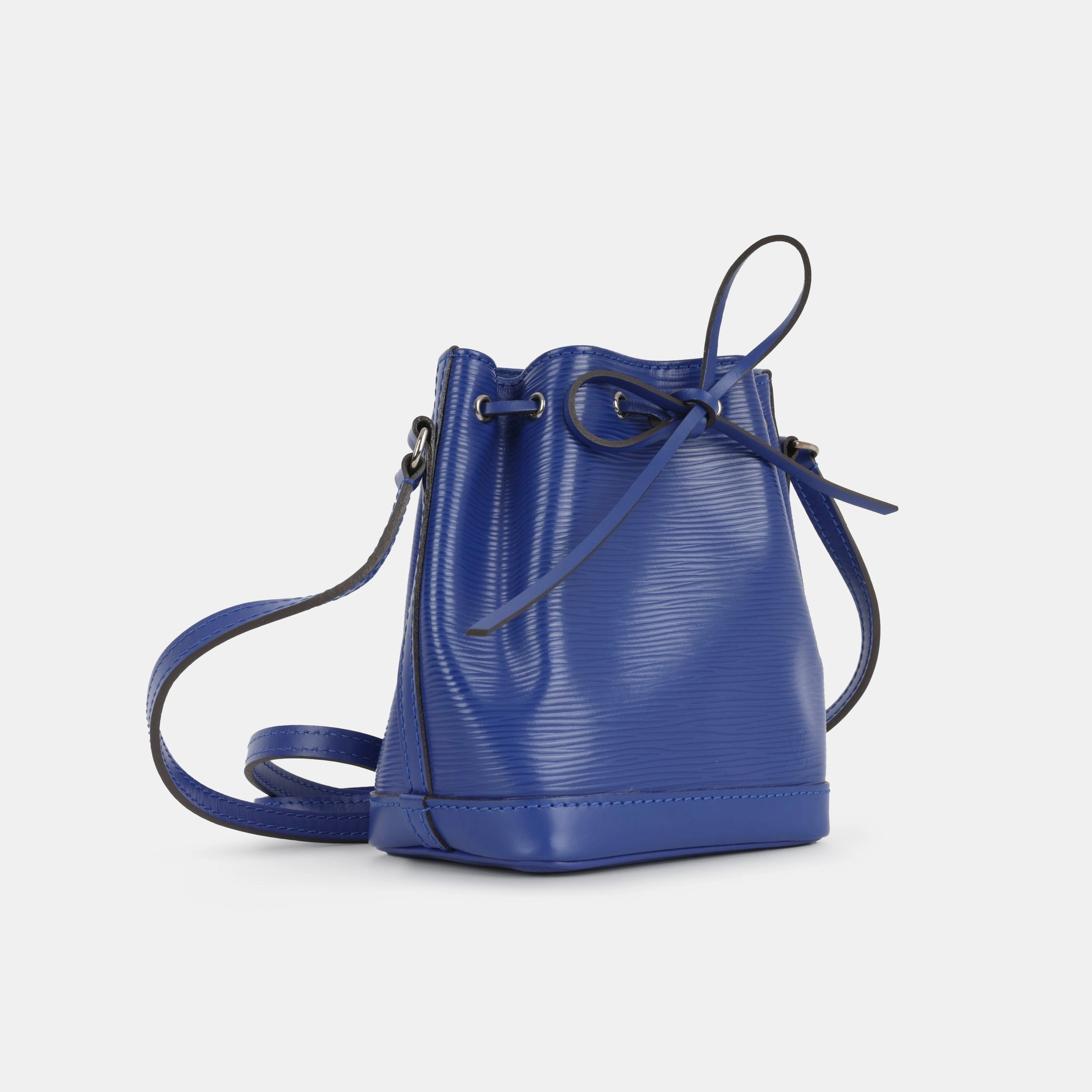 Louis Vuitton Petit No Bucket Bag