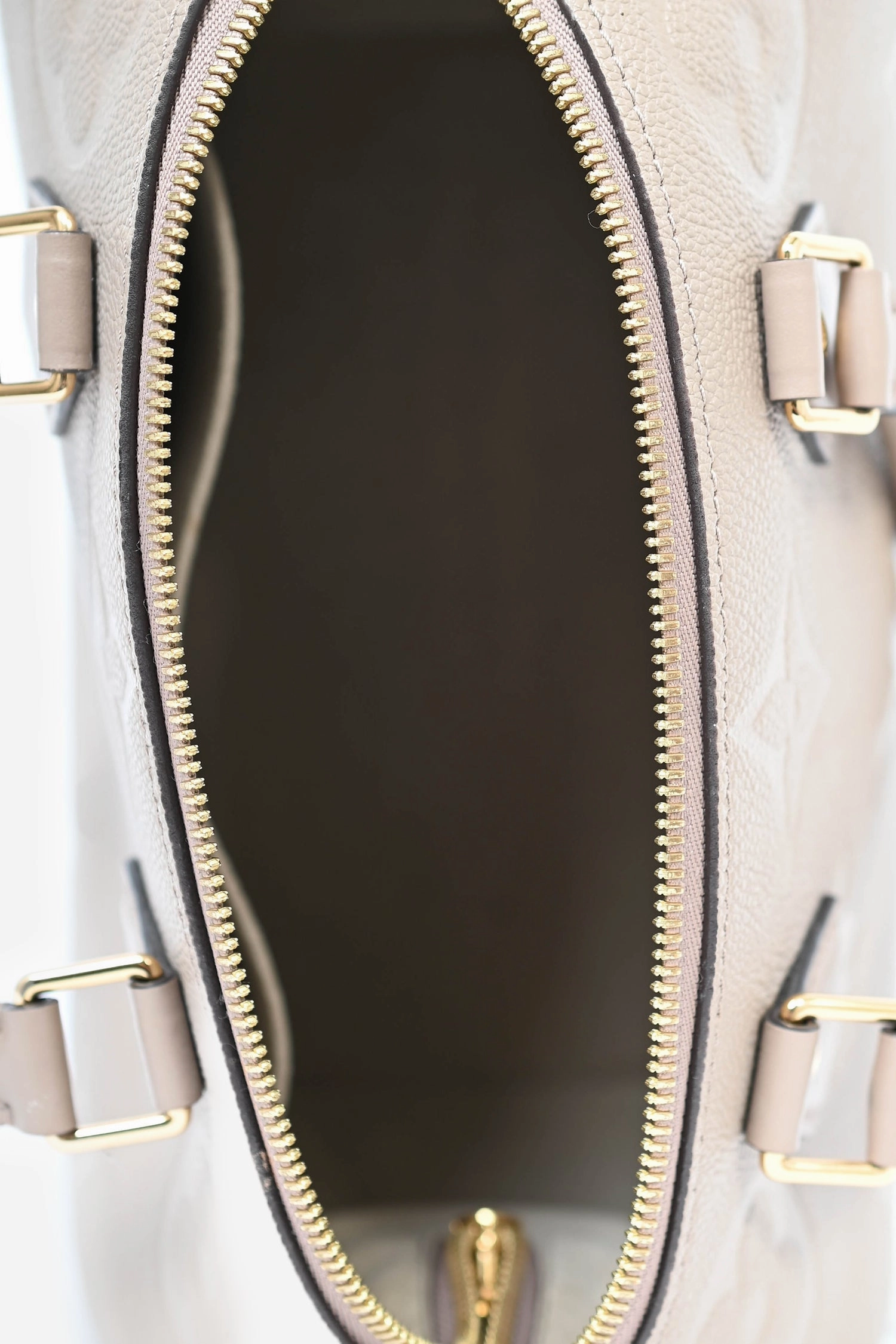 Louis Vuitton Taupe Empreinte Speedy Bandoulire 25 Top Handle