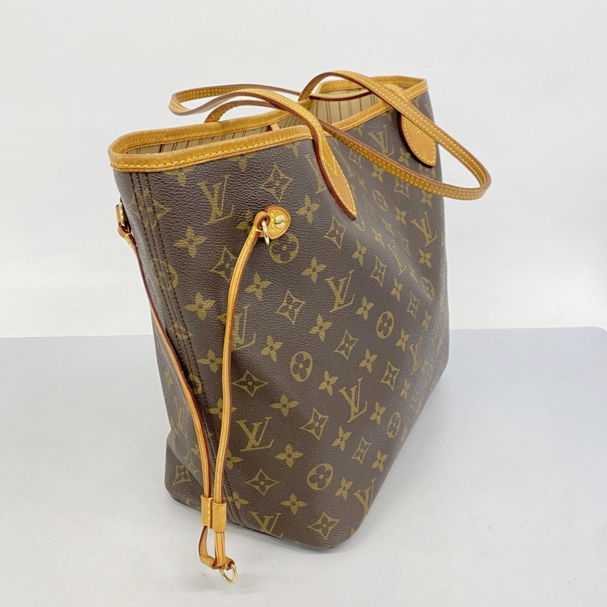 Louis Vuitton Tote Bag (Pre-Owned)