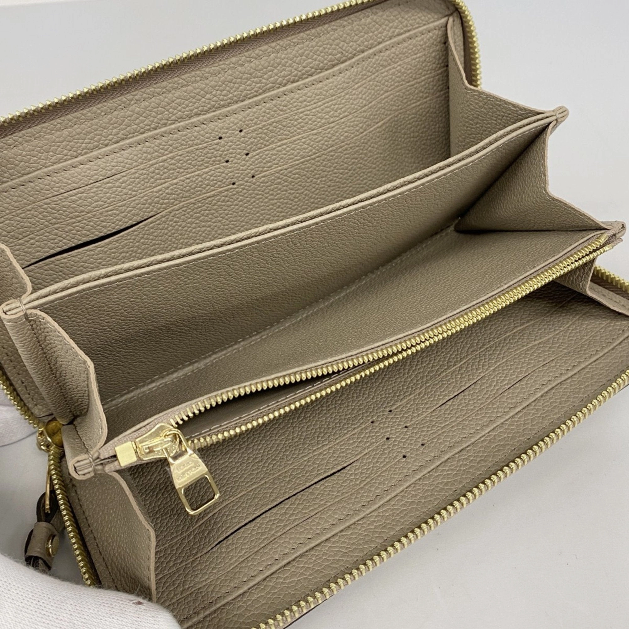 Louis Vuitton Tourterelle Long Wallet (Bi-Fold) (Pre-Owned)