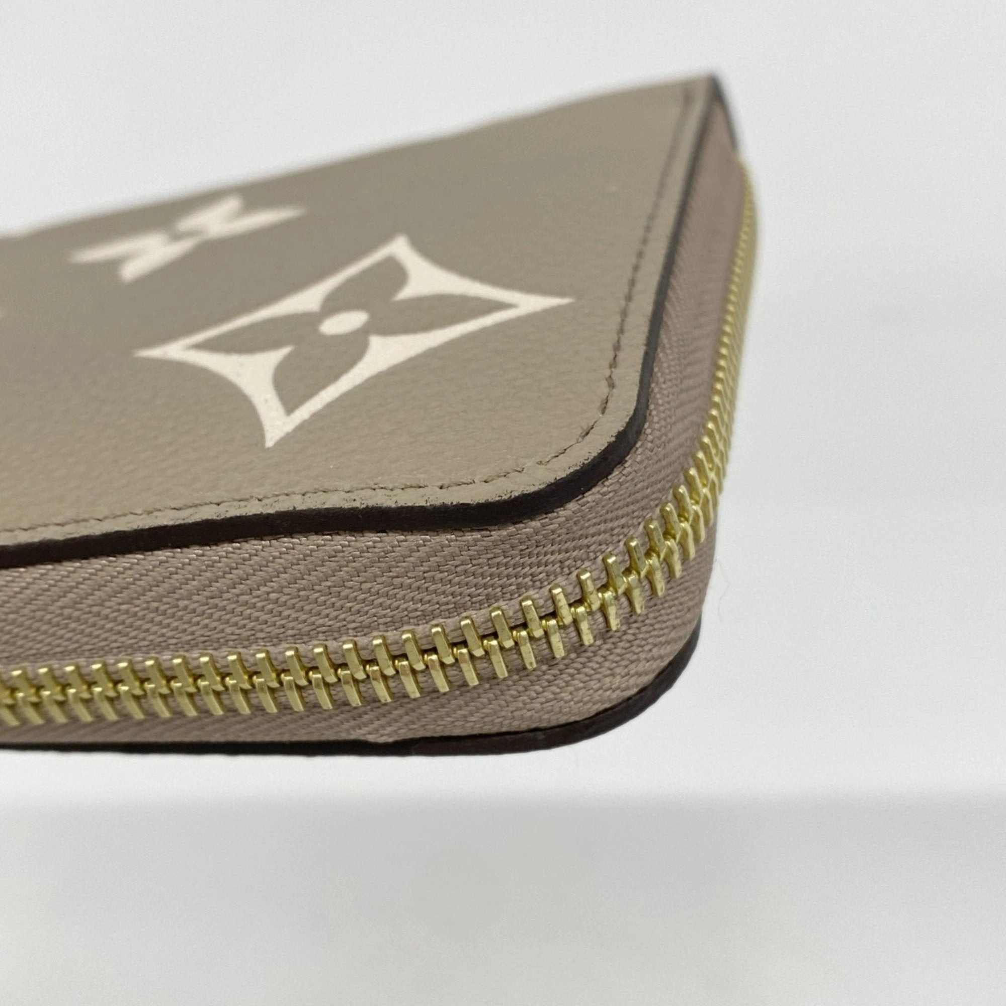 Louis Vuitton Tourterelle Long Wallet (Bi-Fold) (Pre-Owned)