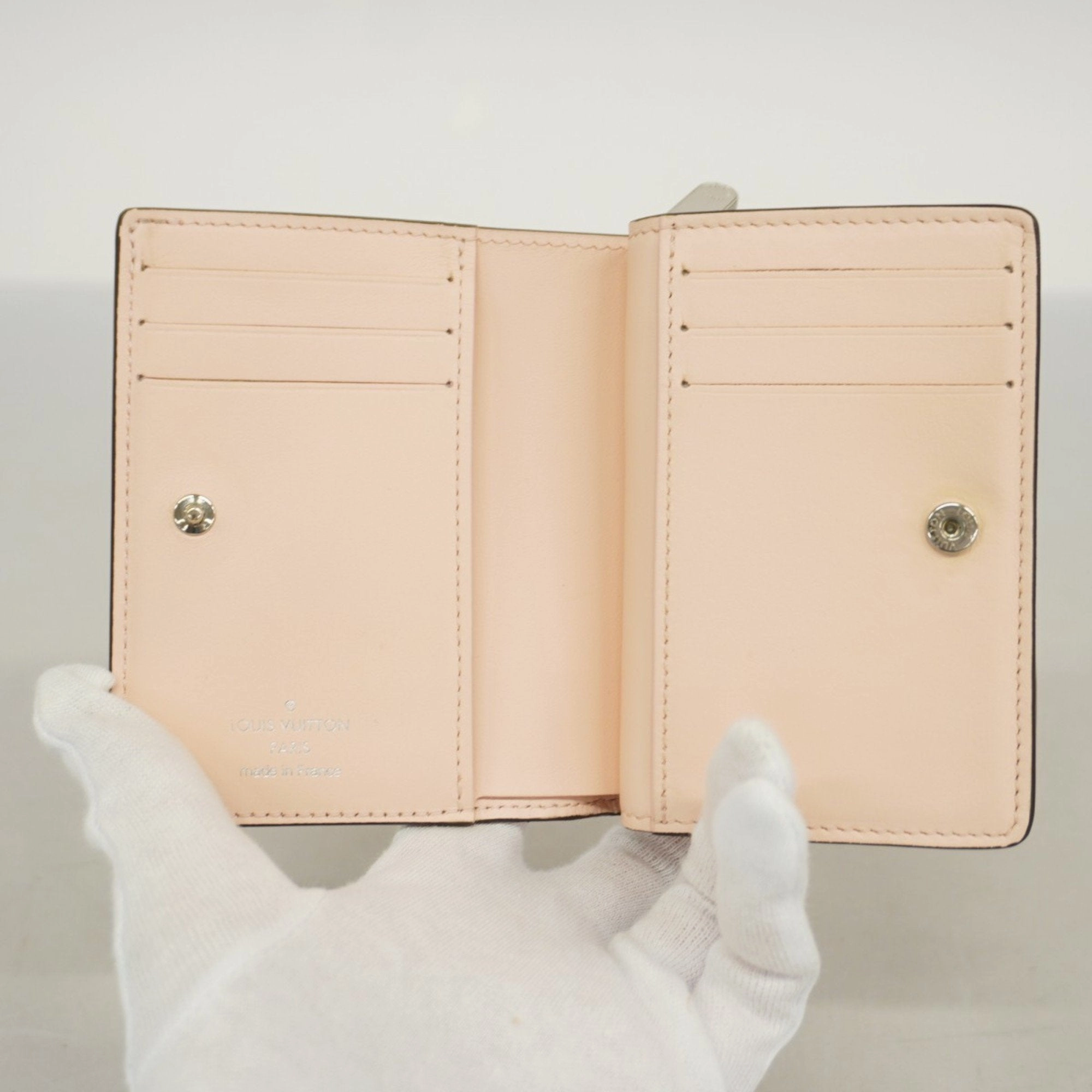 Louis Vuitton Wallet (Bi-Fold) (Pre-Owned)
