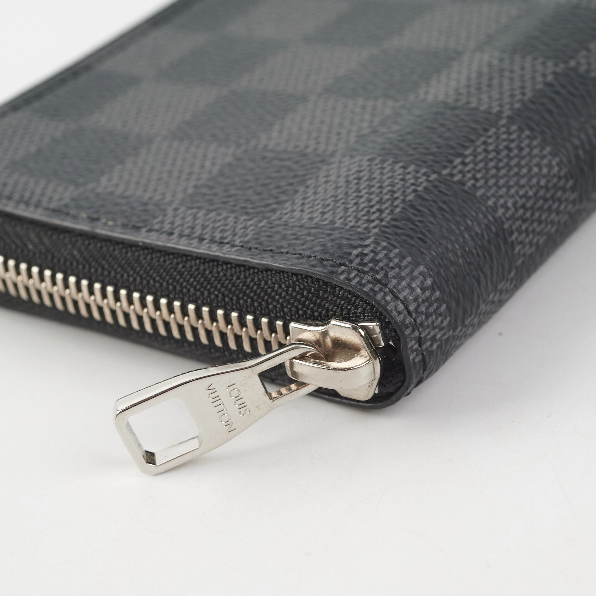 Louis Vuitton Zip Wallet Damier Graphite