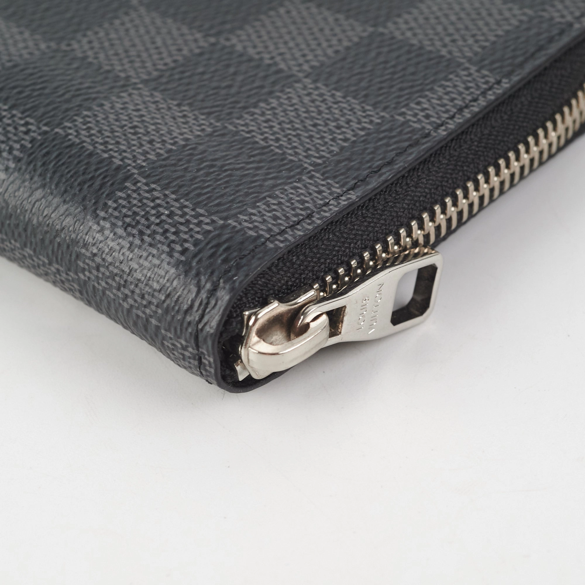 Louis Vuitton Zip Wallet Damier Graphite
