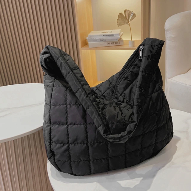 Lucky Women's Large High Capacity Padded Handbag