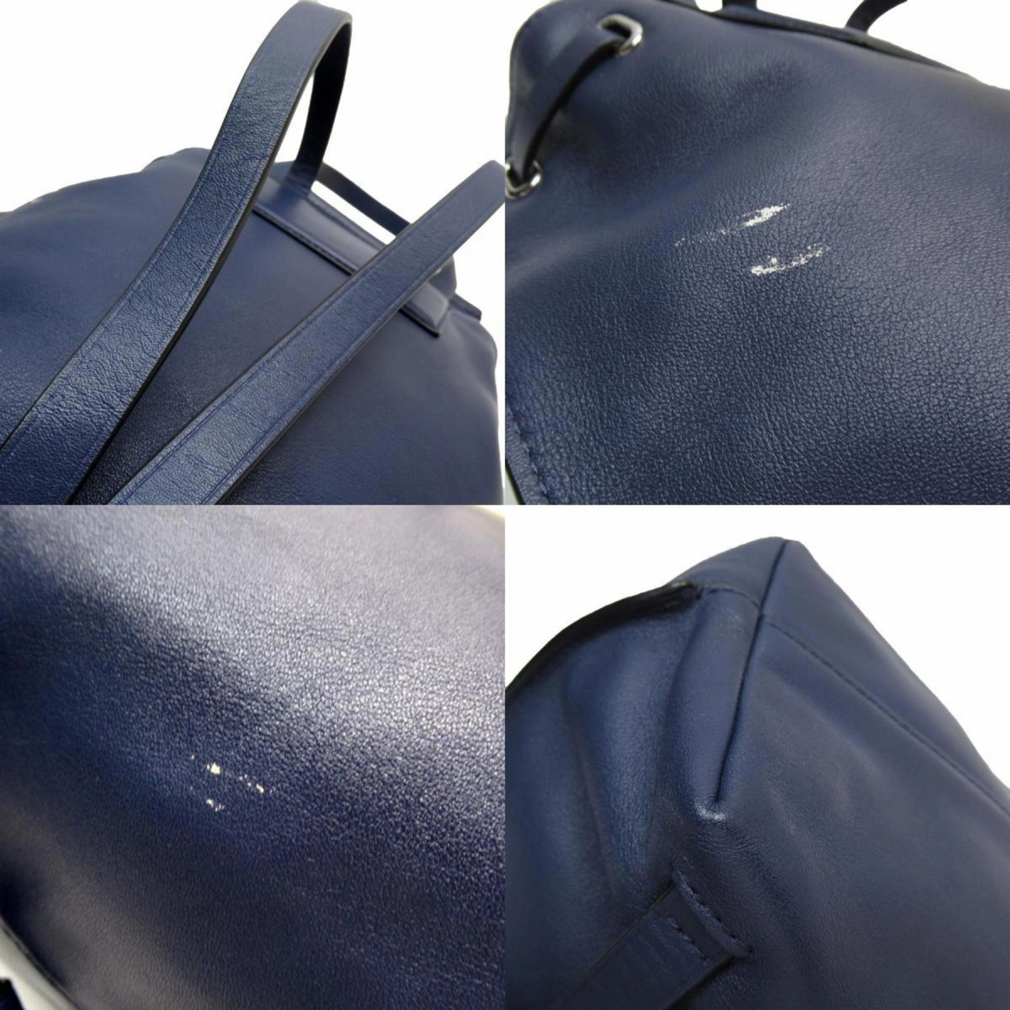 Marc Jacobs Leather Backpack Bag (Pre-Owned)