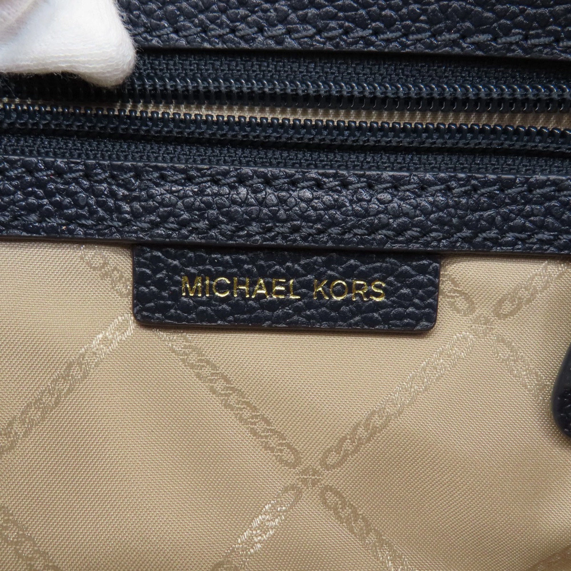 Michael Kors  Leather Shoulder Bag (Pre-Owned)