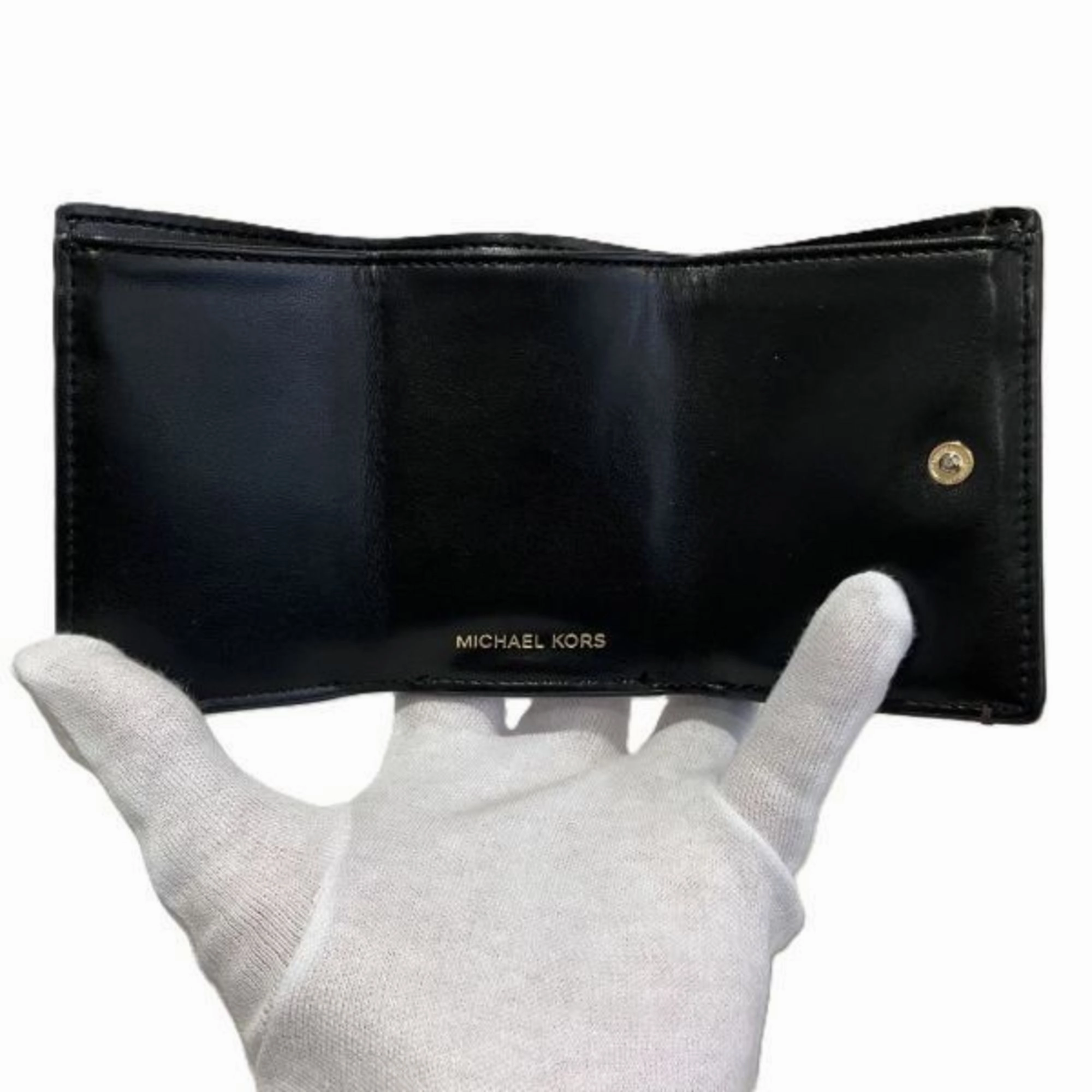 Michael Kors Leather Wallet (Tri-Fold) (Pre-Owned)