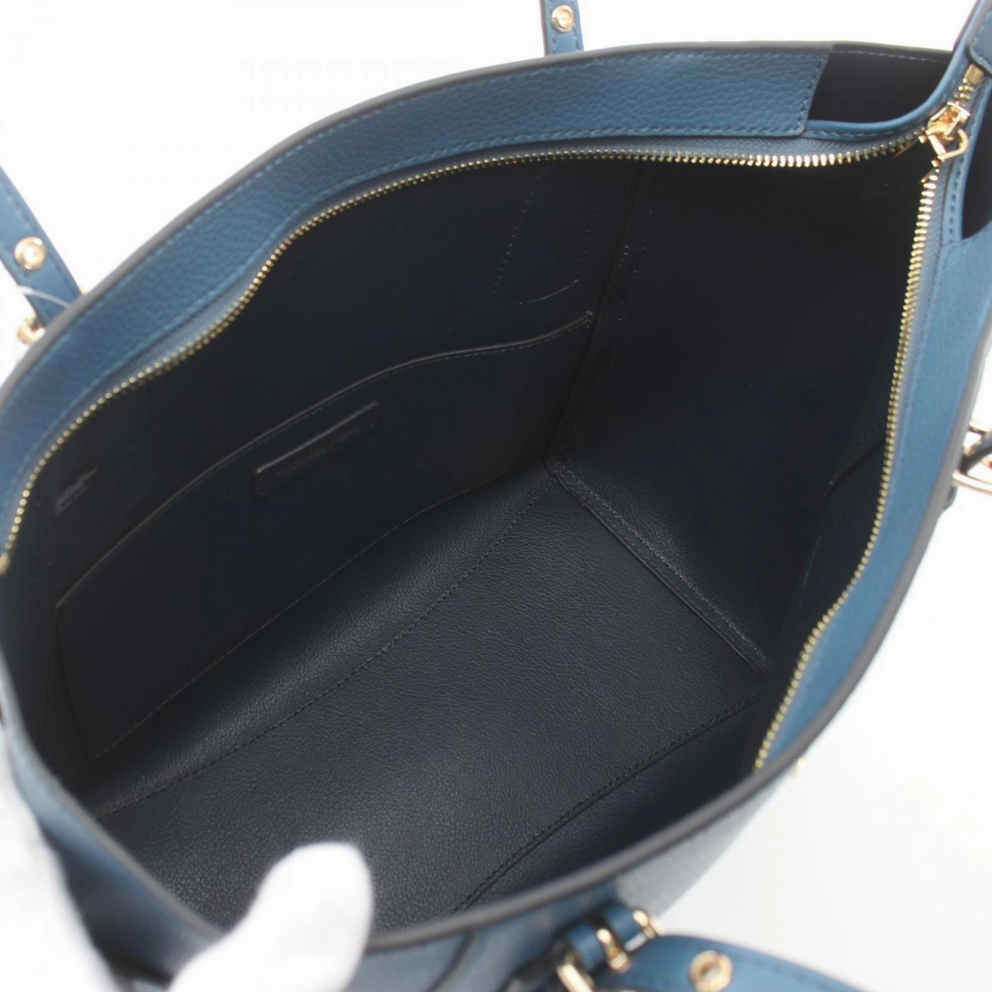Michael Kors Voyager Leather Tote Bag (Pre-Owned)