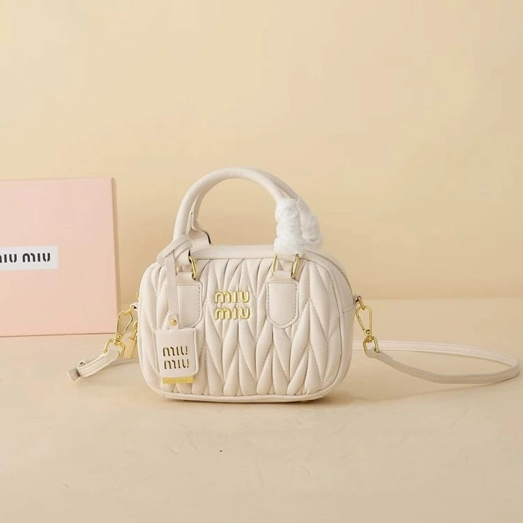 Miu Miu Arcadie quilted nappa leather Mini-Bag 1010