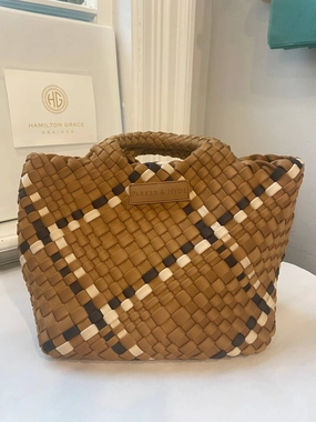 Neoprene Woven Handbag In Camel/black