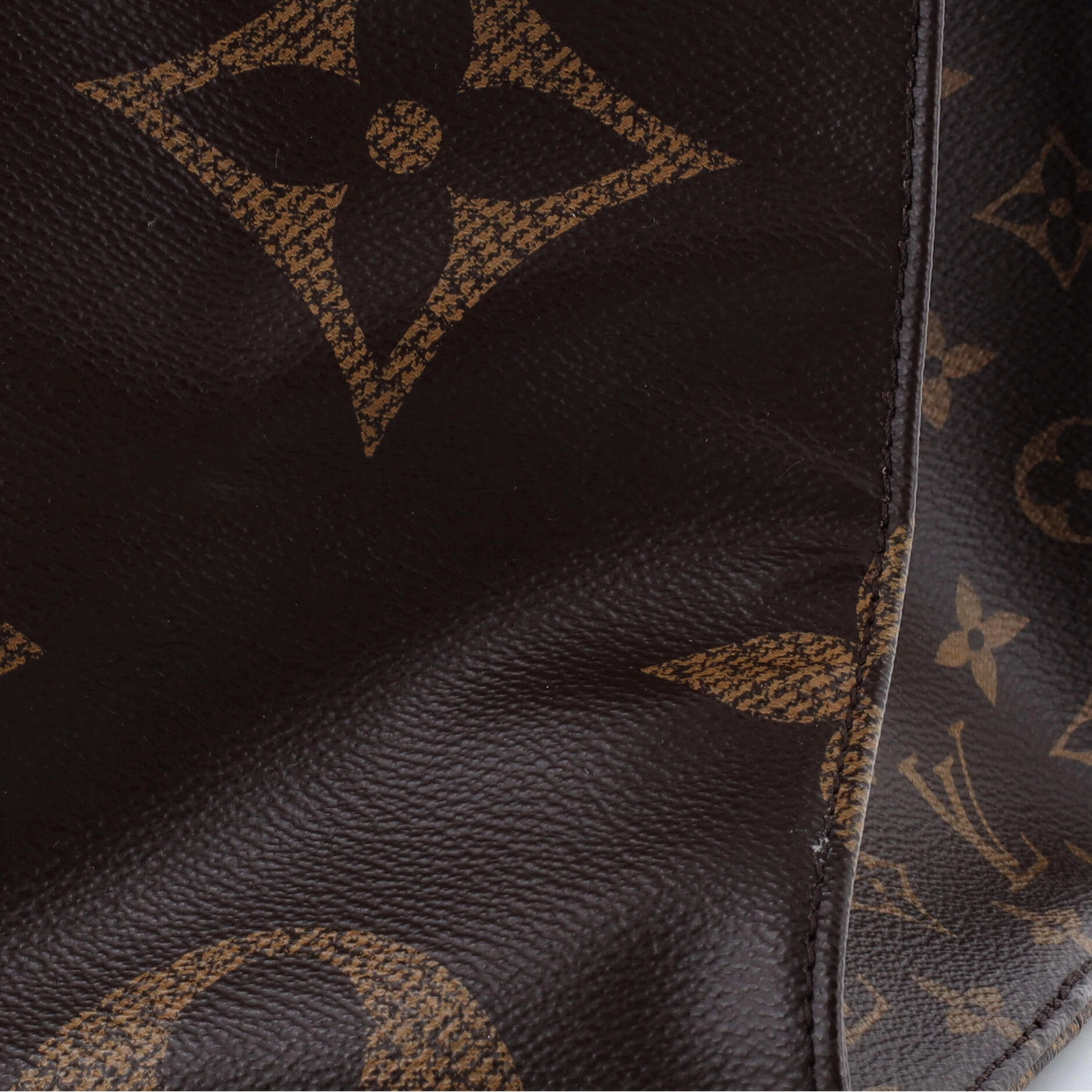 OnTheGo Tote Reverse Monogram Giant GM