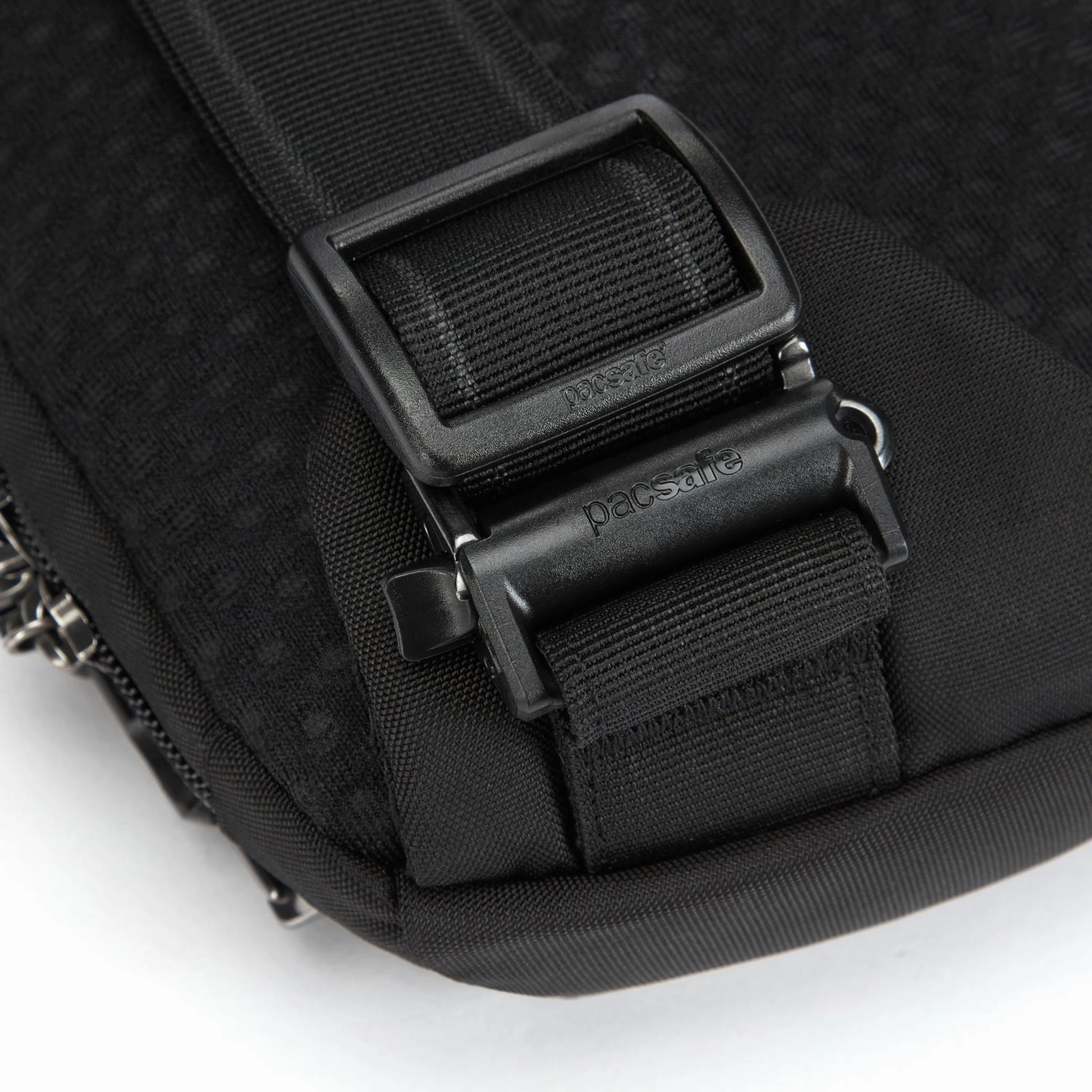 Pacsafe V Anti-theft Action Sling Pack