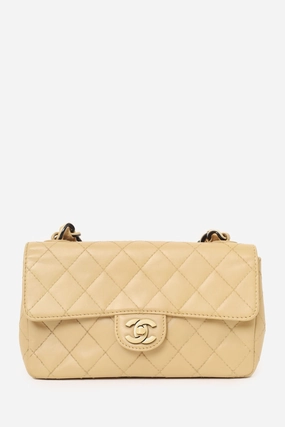 Pre-Loved Chanel 2000-2002 Cream Quilted Lambskin Mini Flap Bag