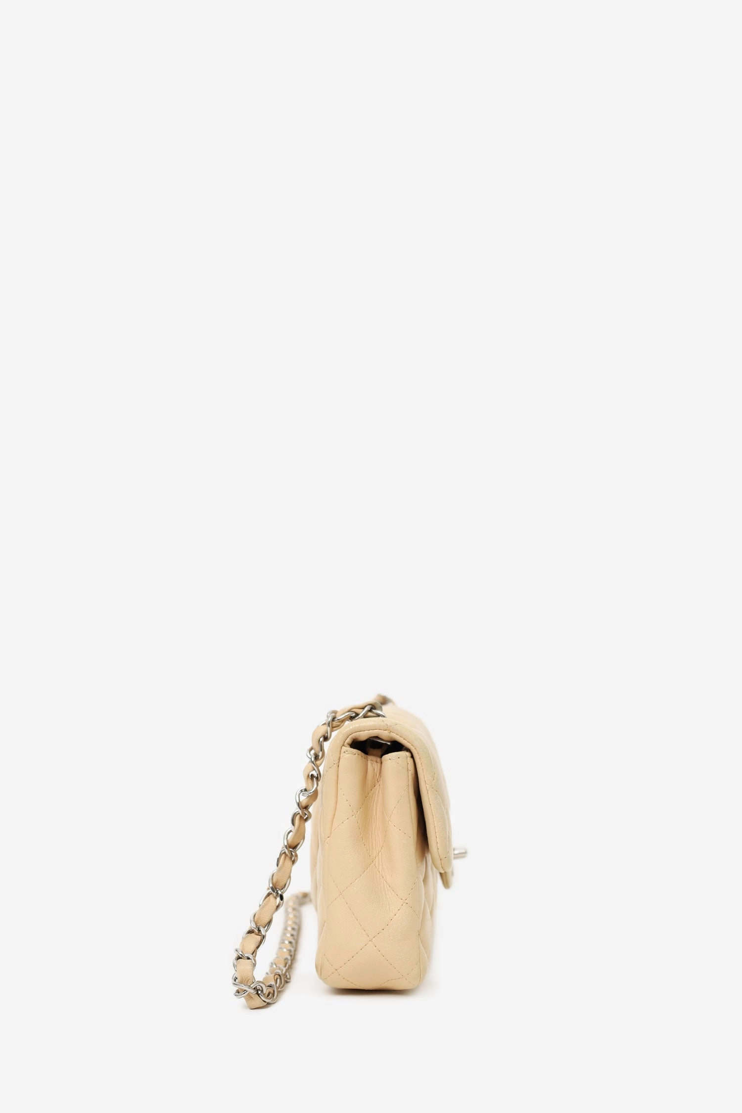 Pre-loved Chanel 2010-11 Beige Quilted Lambskin East/West Single Flap Bag