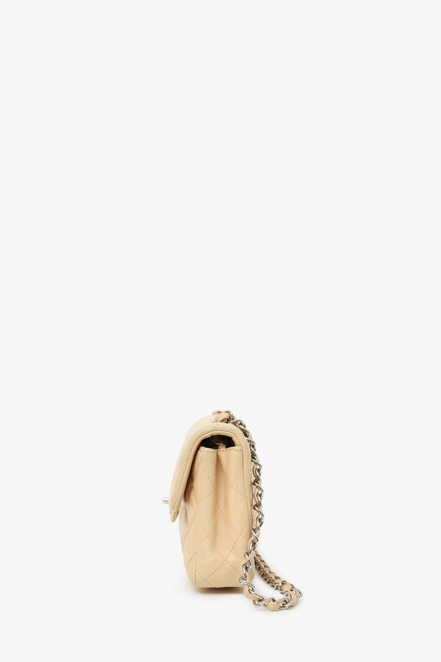 Pre-loved Chanel 2010-11 Beige Quilted Lambskin East/West Single Flap Bag
