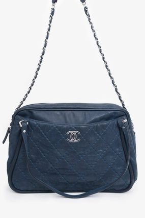 Pre-Loved Chanel 2012 Navy Quilted Leather Iridescent Relax CC Shoulder Bag