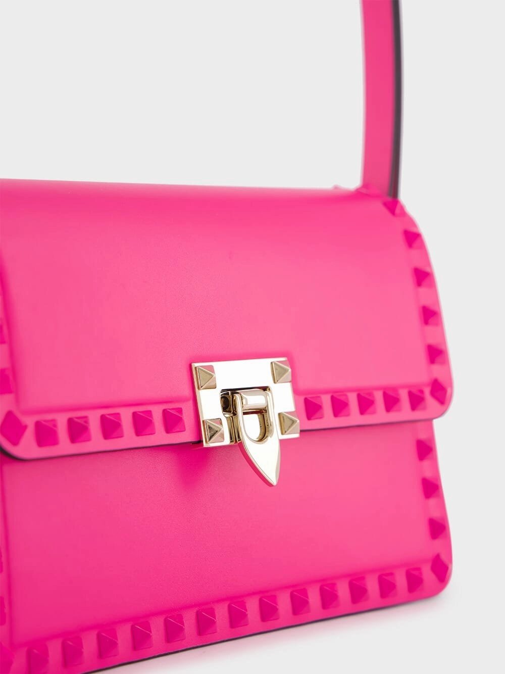 Rockstud23 Leather Shoulder Bag