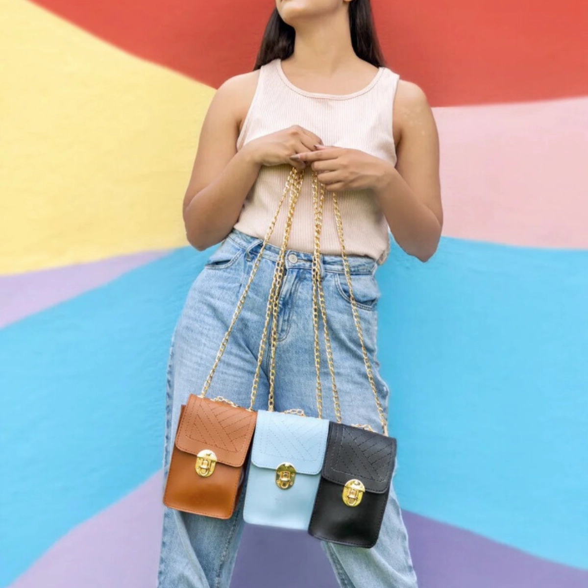 Rosebuds Crossbody Bag with Chain 600
