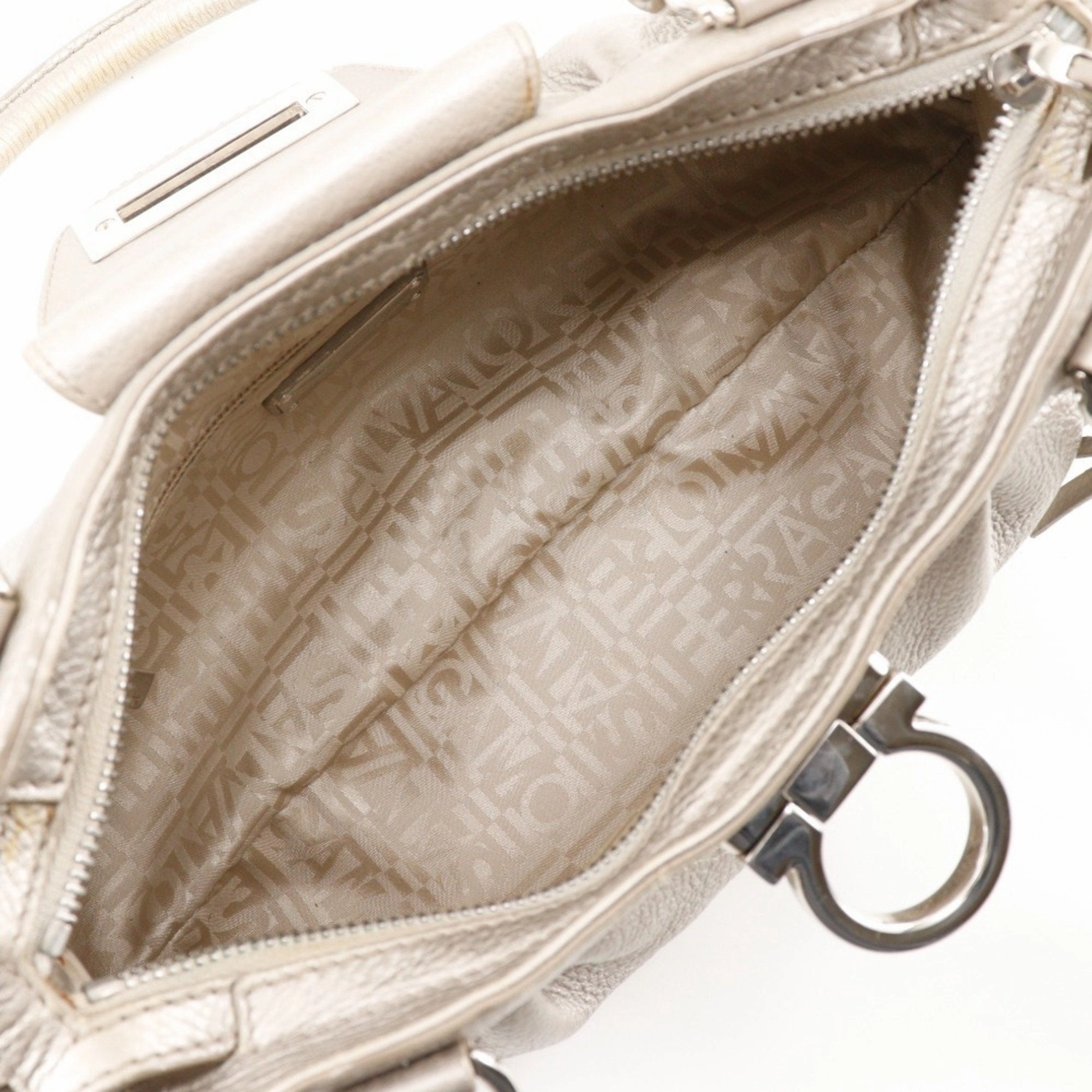 Salvatore Ferragamo Gancini Leather Tote Bag (Pre-Owned)